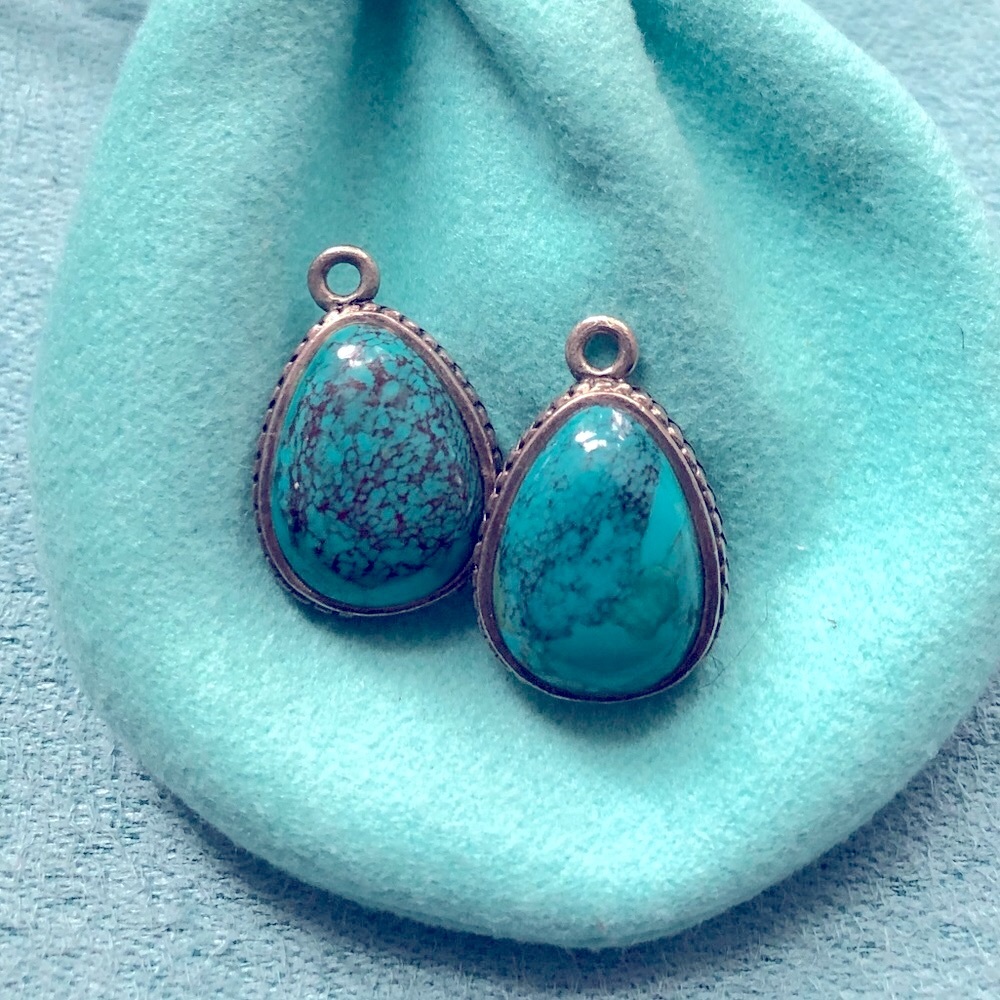 Gorgeous Authentic Turquoise Stones - Picture 3 of 7